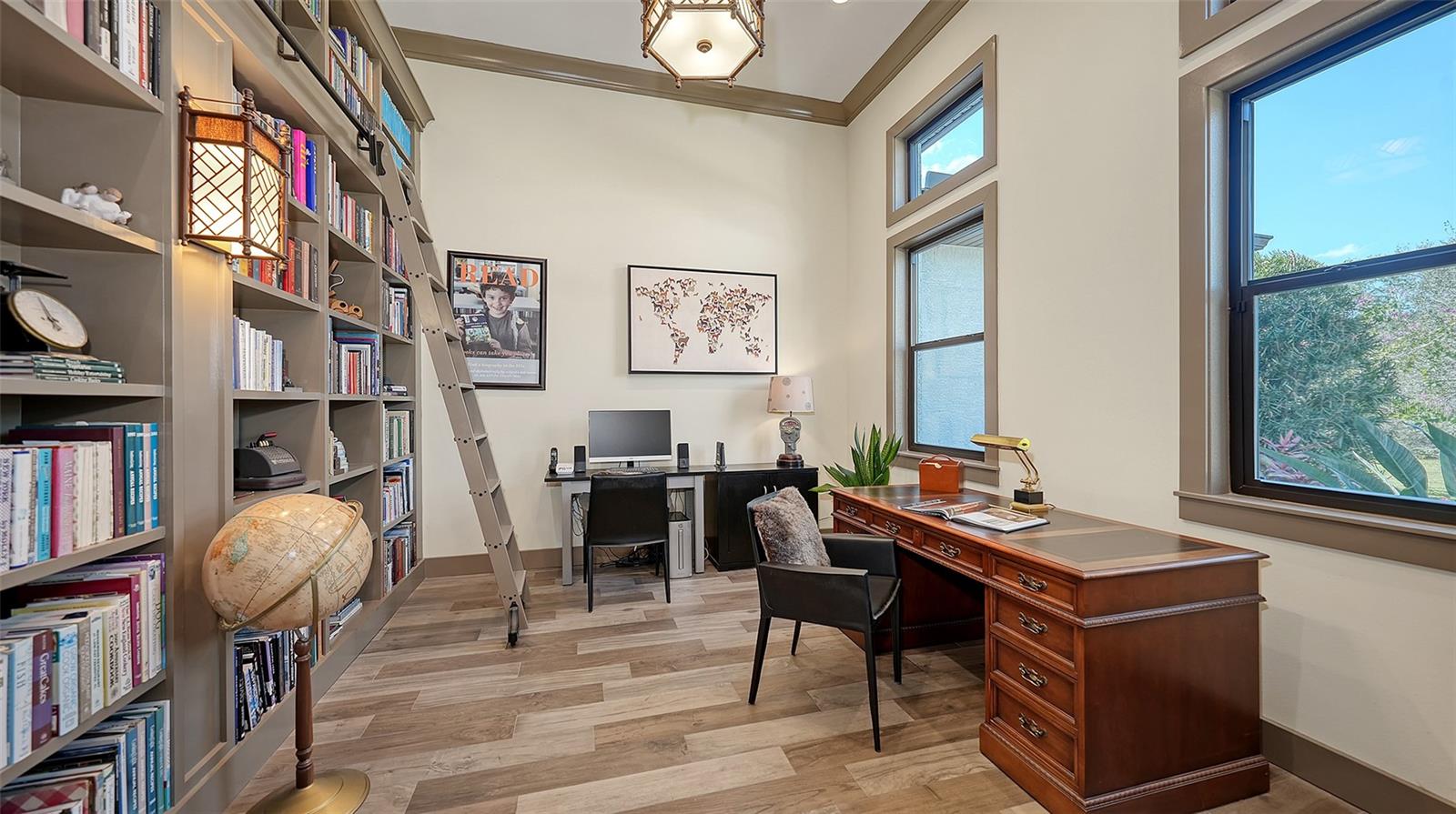 SADDLE CREEK - Residential