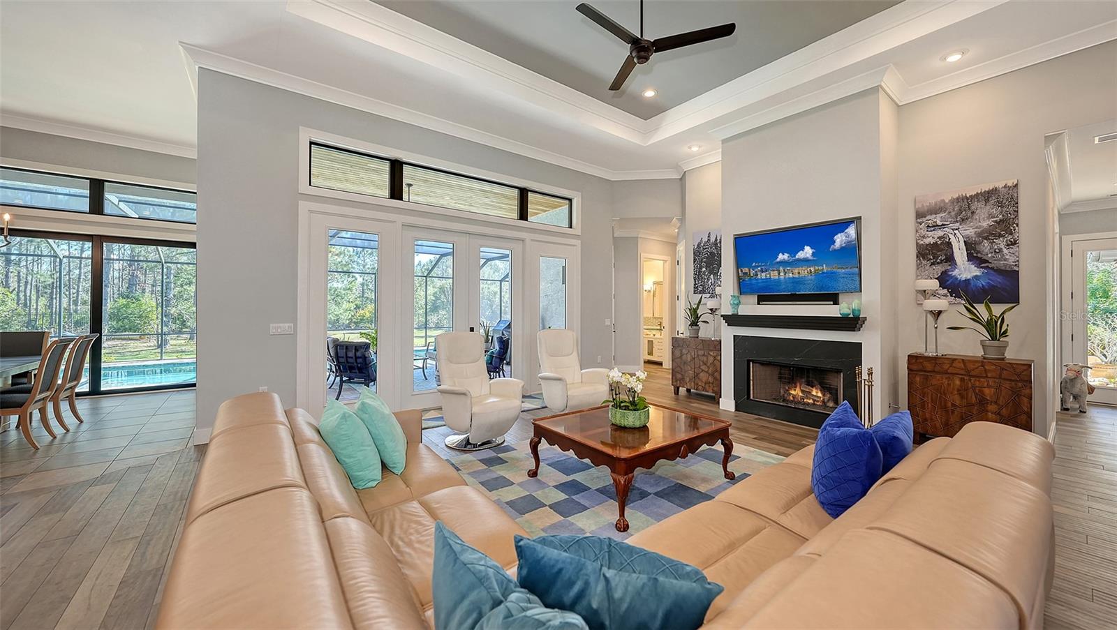 SADDLE CREEK - Residential