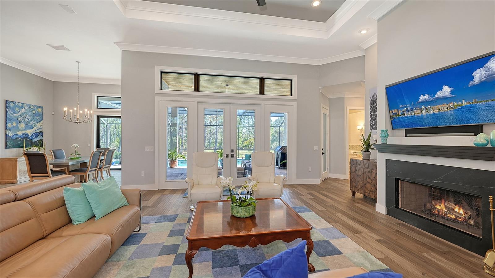 SADDLE CREEK - Residential