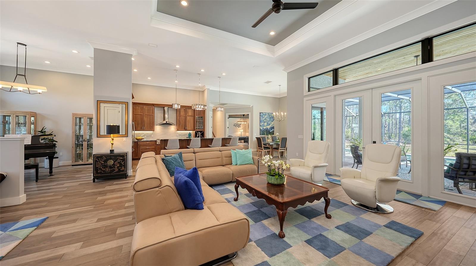 SADDLE CREEK - Residential