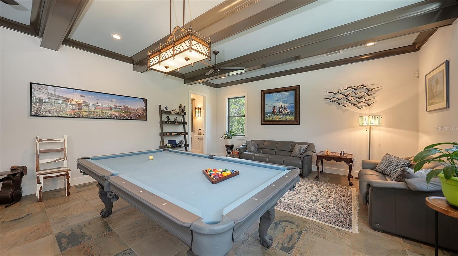SADDLE CREEK - Residential