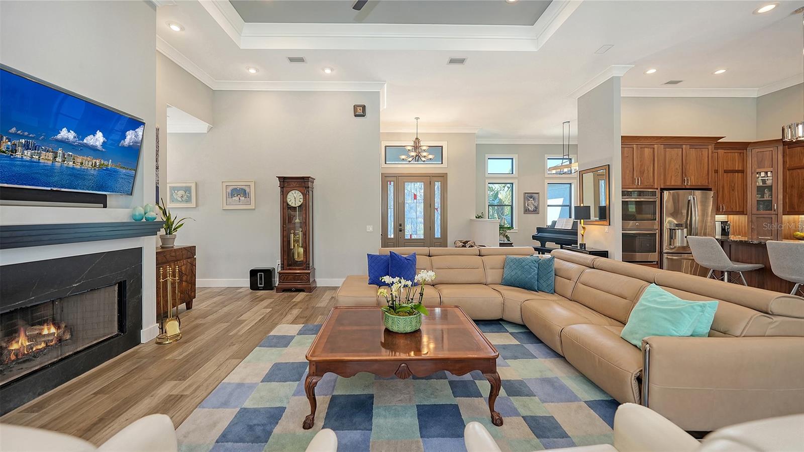SADDLE CREEK - Residential