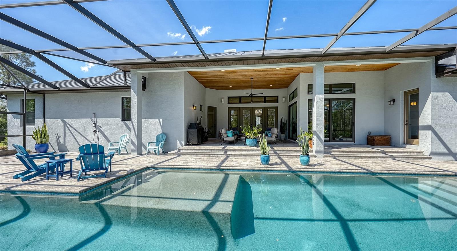 SADDLE CREEK - Residential