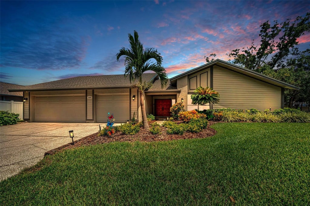 Photo of 2694 Redford Court W, Clearwater, FL 33761 (MLS # TB8537505)