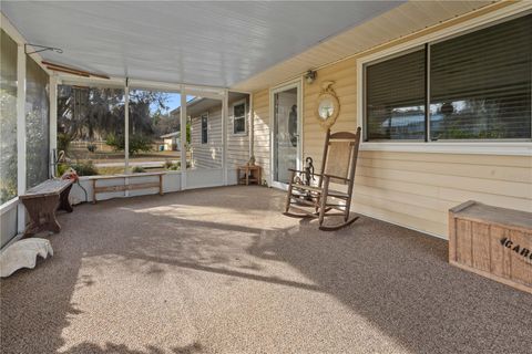 A home in DUNNELLON