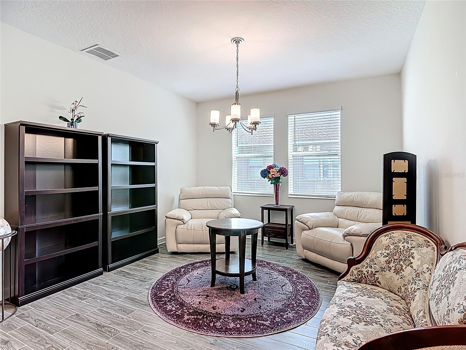 DRAYTON-PRESTON WOODS/PROVIDEN - Residential