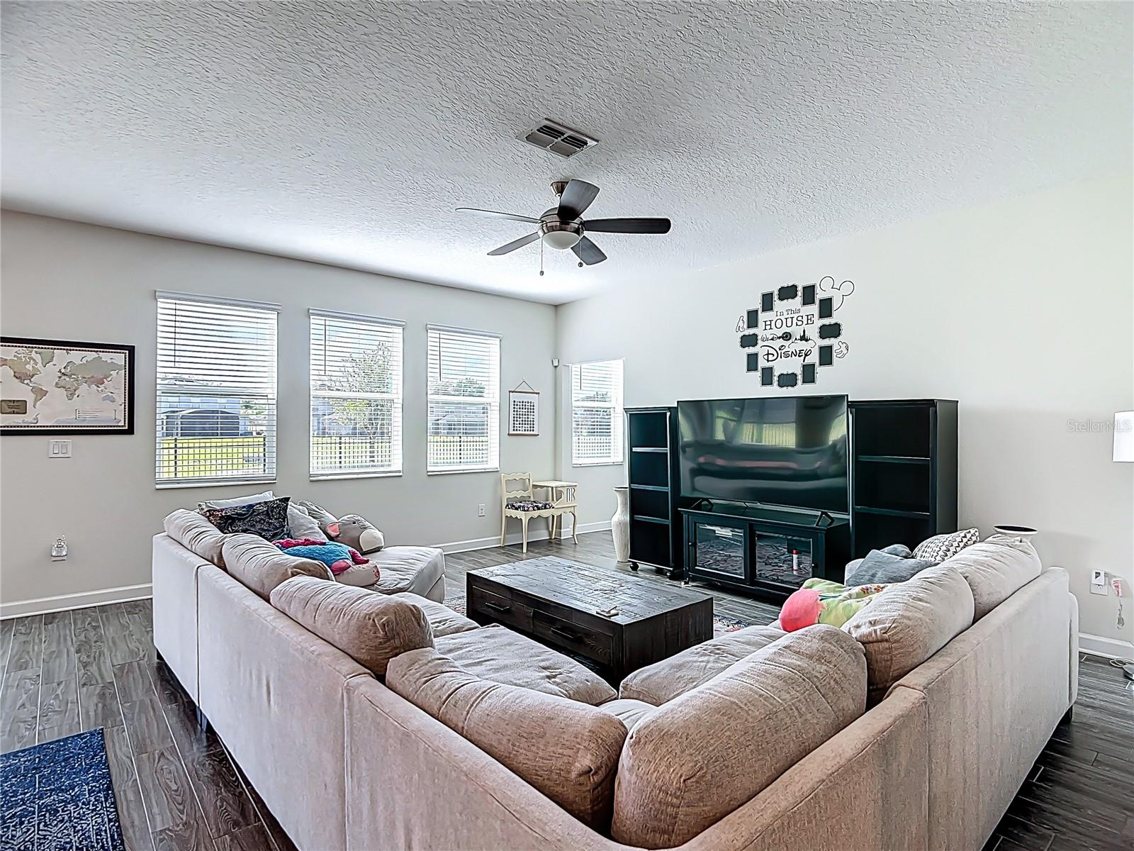 DRAYTON-PRESTON WOODS/PROVIDEN - Residential