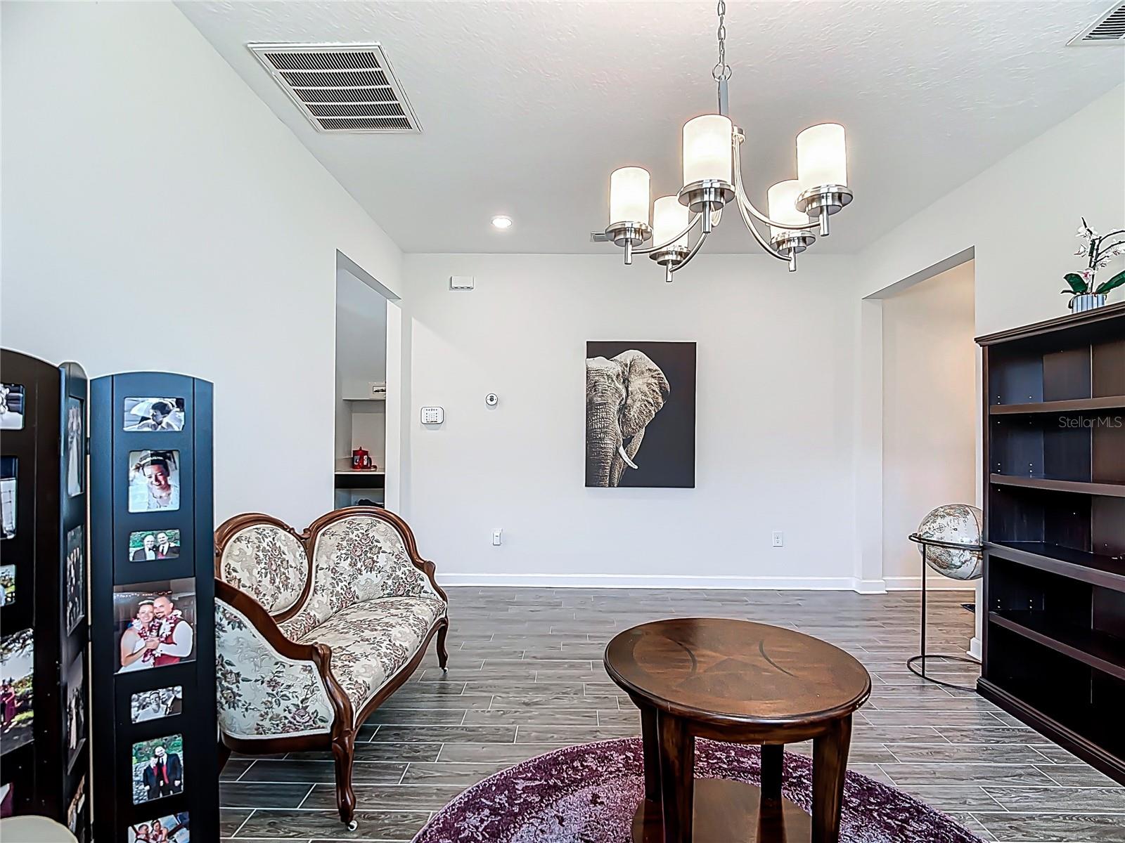 DRAYTON-PRESTON WOODS/PROVIDEN - Residential