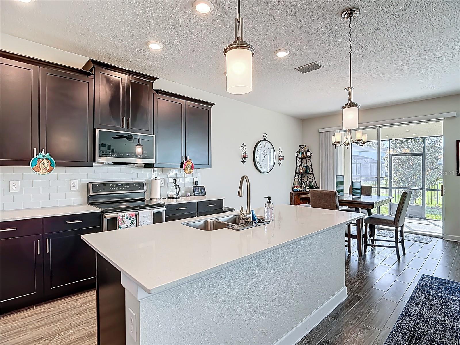 DRAYTON-PRESTON WOODS/PROVIDEN - Residential