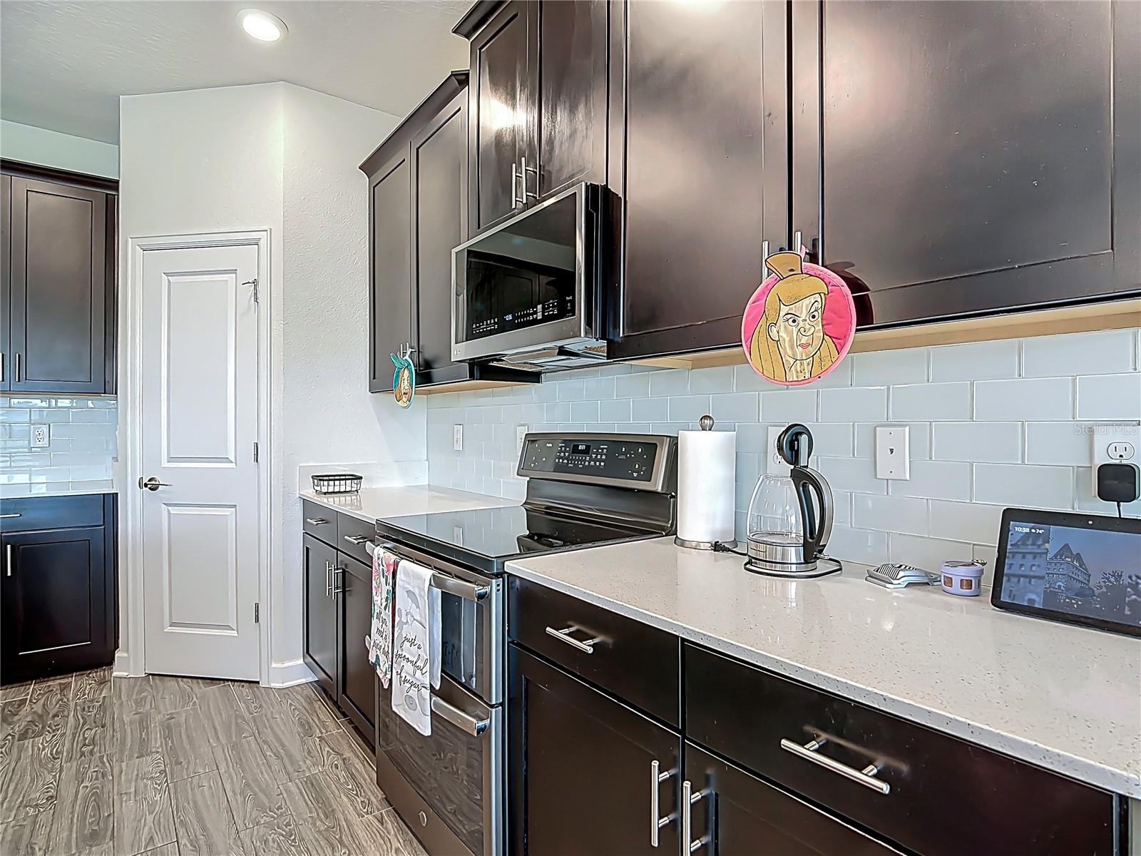 DRAYTON-PRESTON WOODS/PROVIDEN - Residential