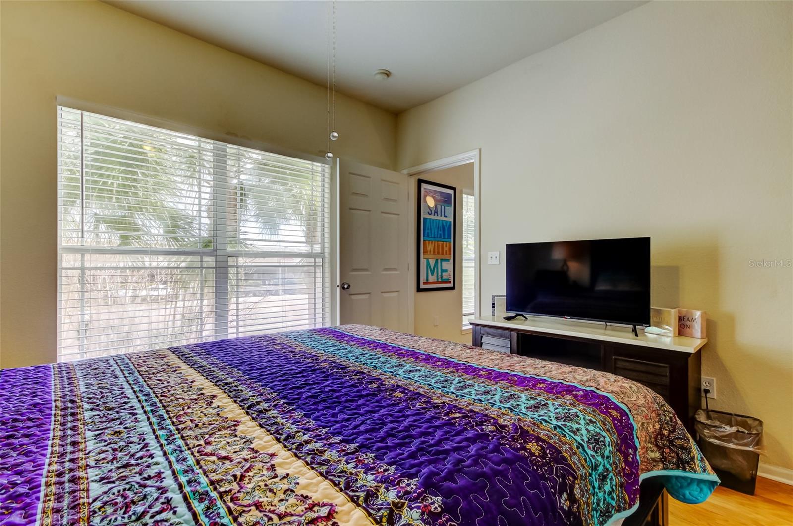 RESIDENCE AT RENAISSANCE - Residential Lease