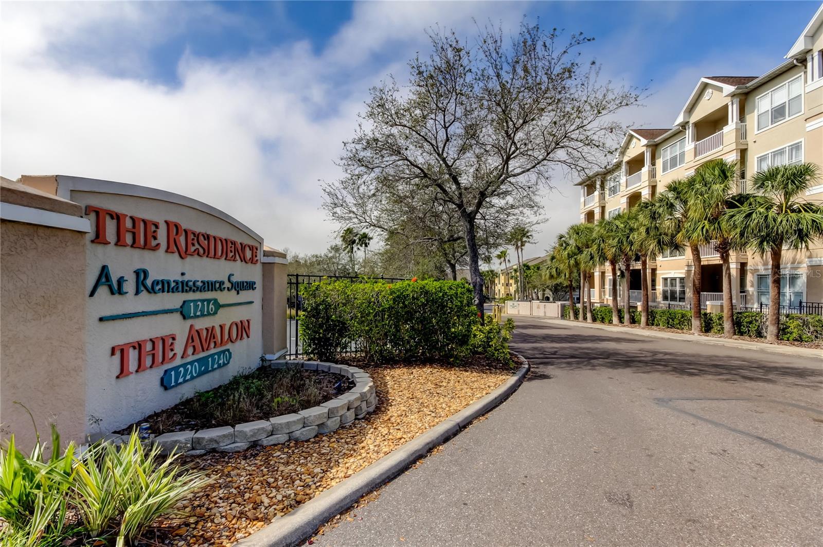 RESIDENCE AT RENAISSANCE - Residential Lease