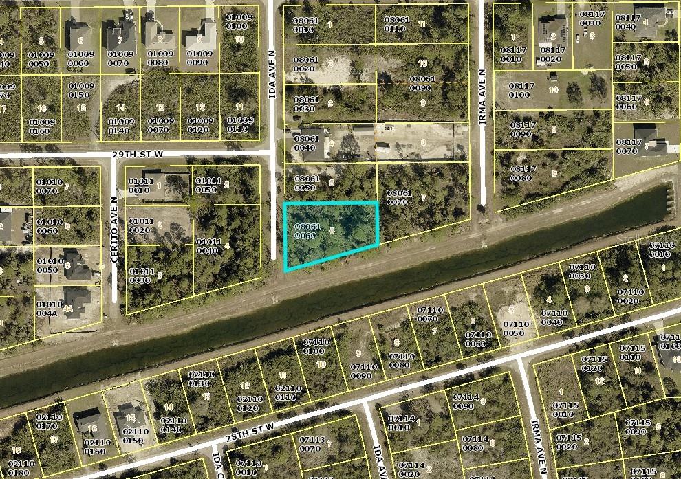 LEHIGH ACRES - Land