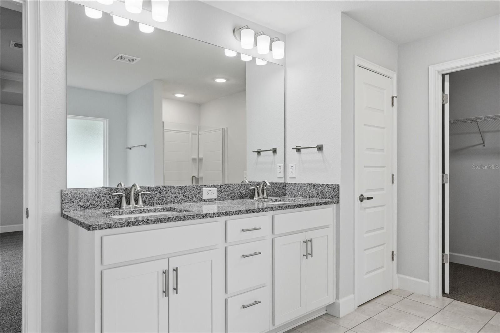 WYNDSOR PLACE - Residential