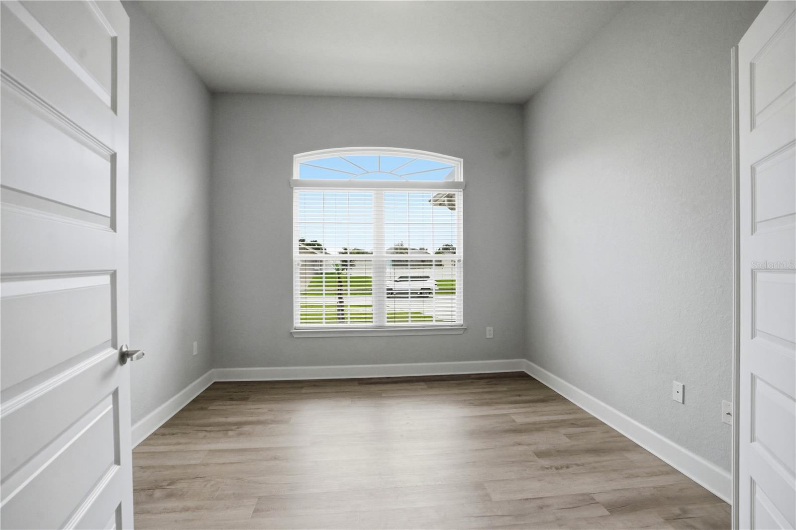 WYNDSOR PLACE - Residential