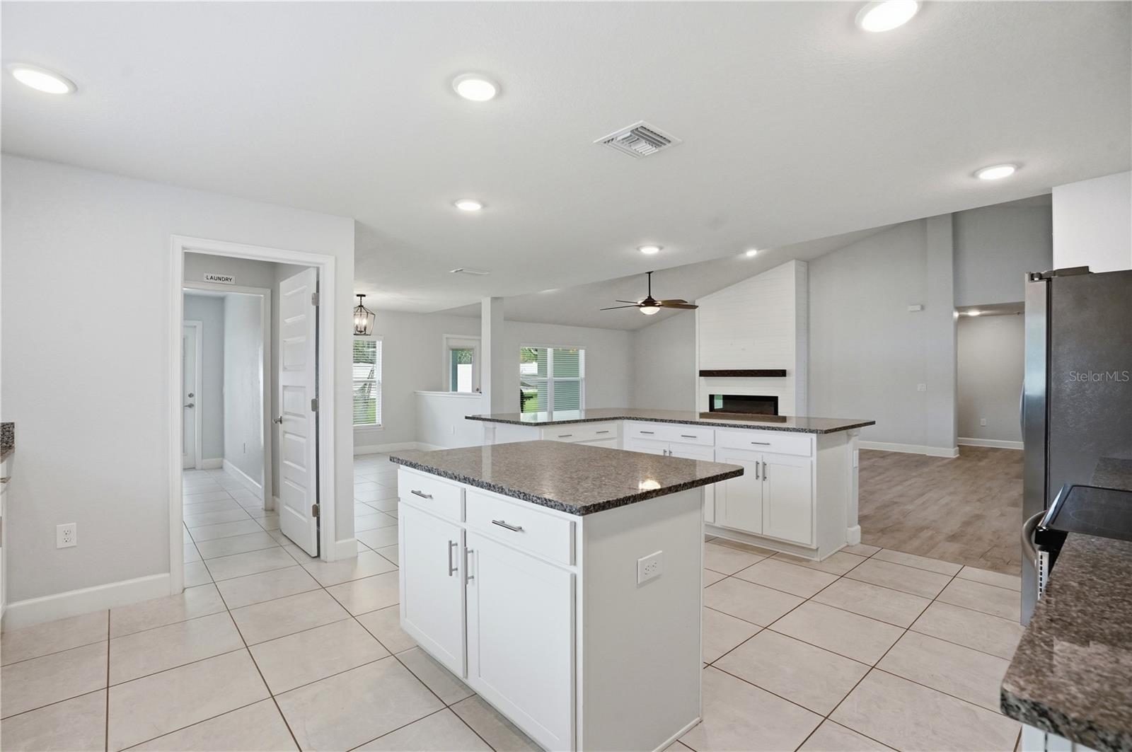 WYNDSOR PLACE - Residential