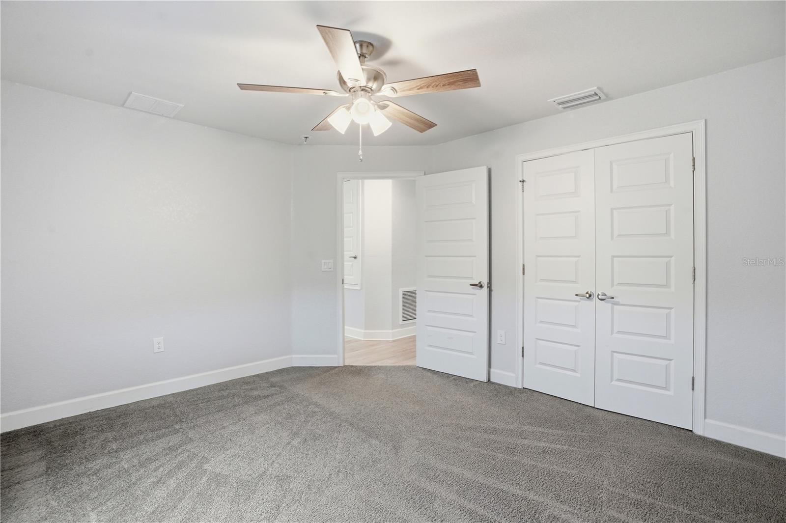 WYNDSOR PLACE - Residential