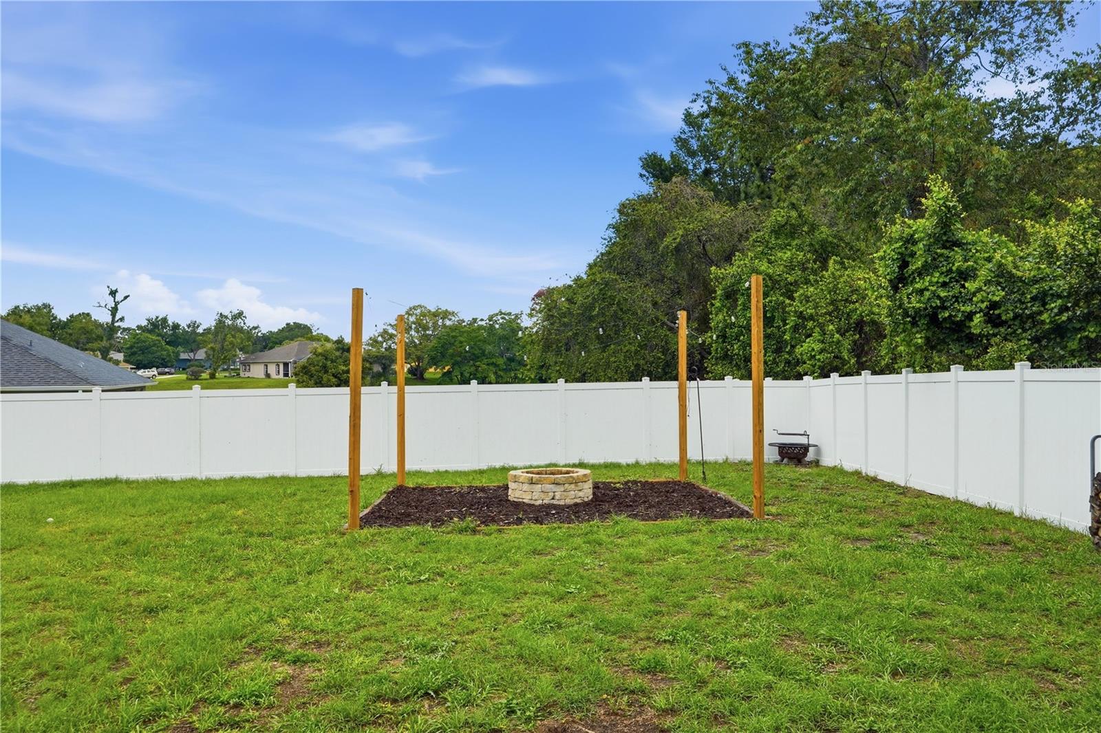 WYNDSOR PLACE - Residential