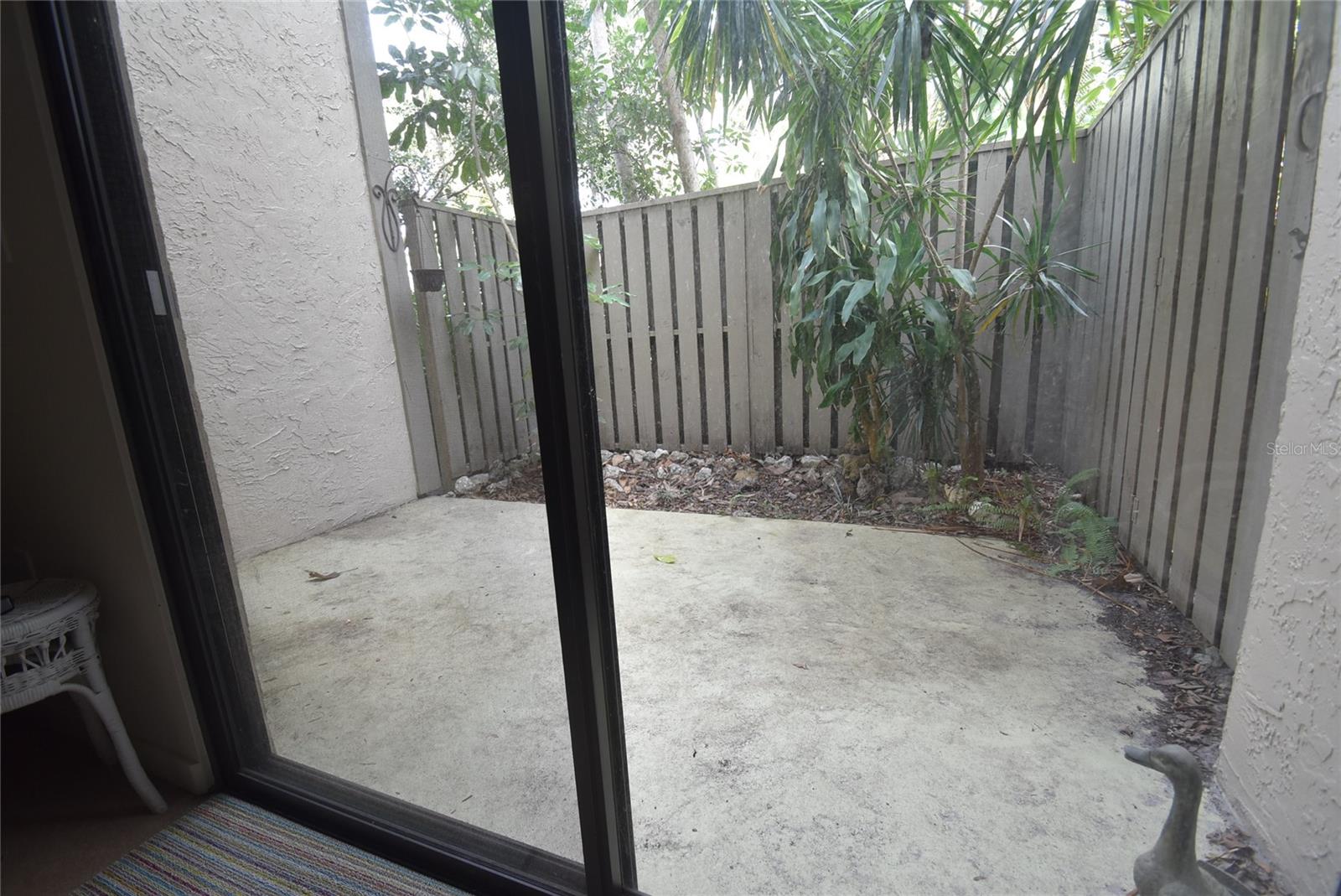 PELICAN COVE I - Residential Lease