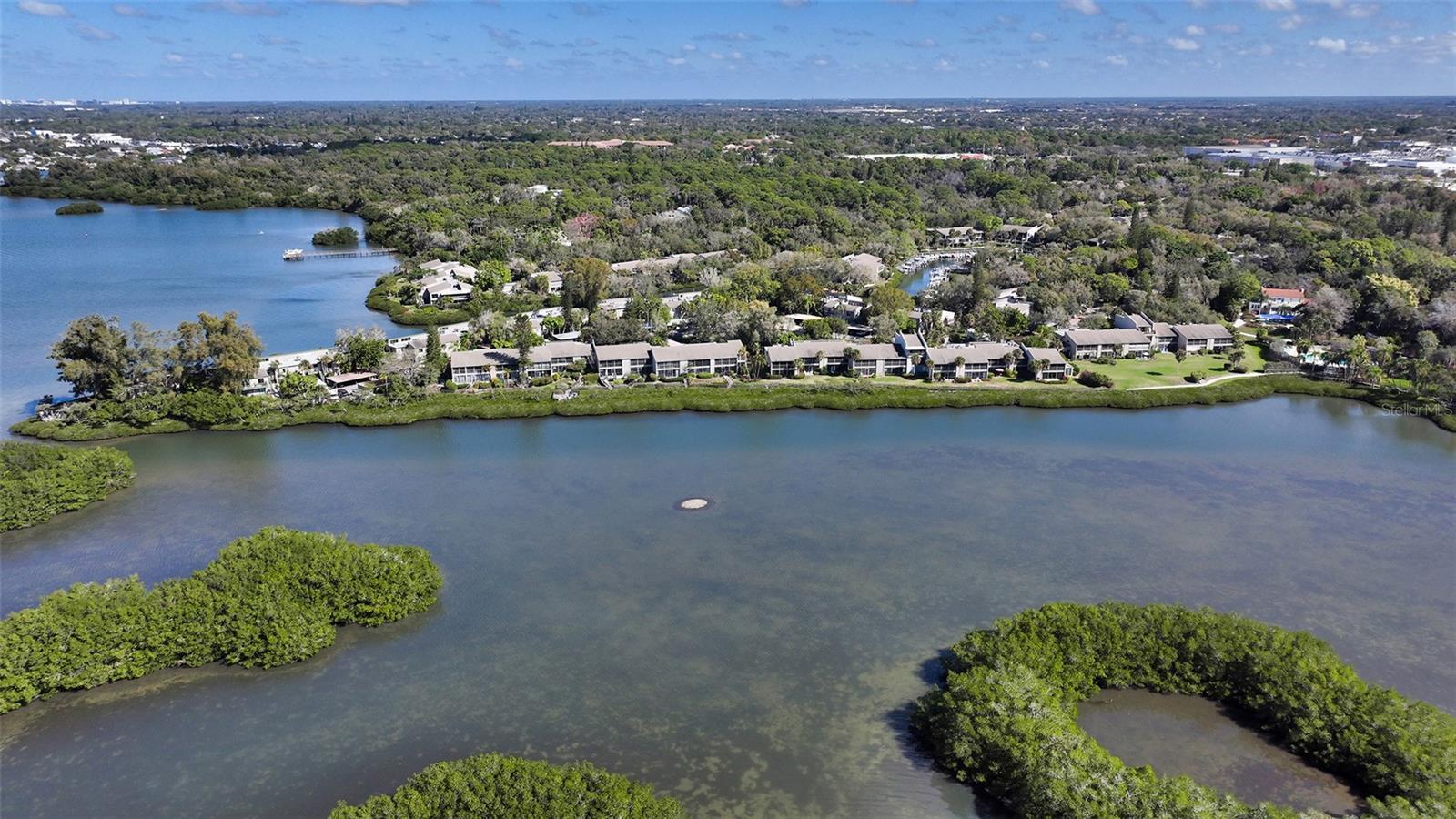PELICAN COVE I - Residential Lease