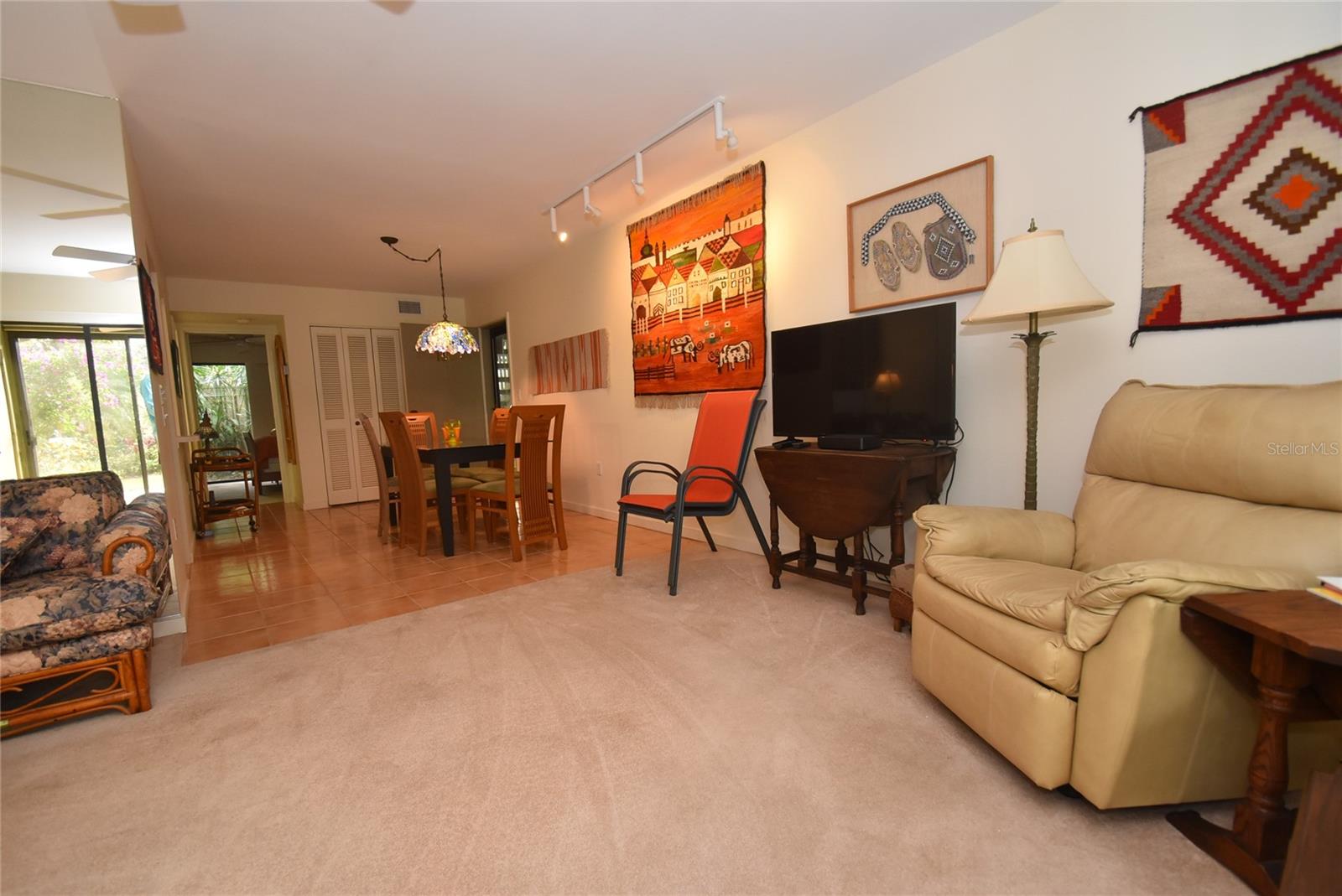 PELICAN COVE I - Residential Lease