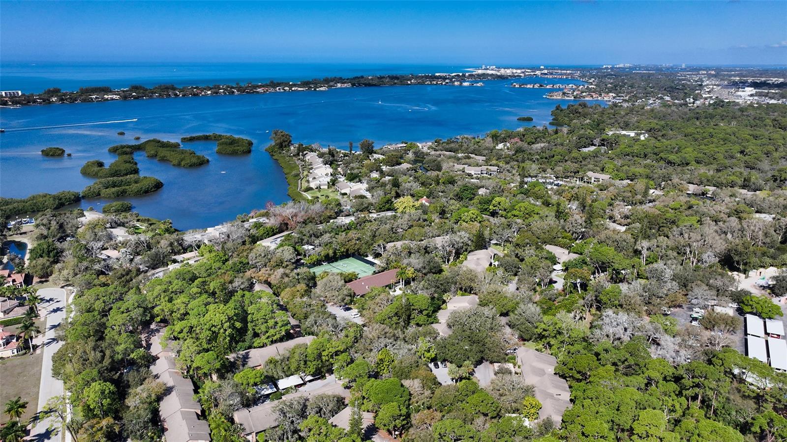 PELICAN COVE I - Residential Lease