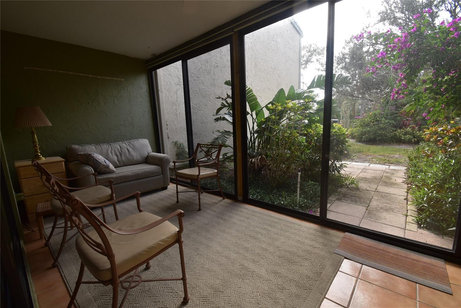 PELICAN COVE I - Residential Lease
