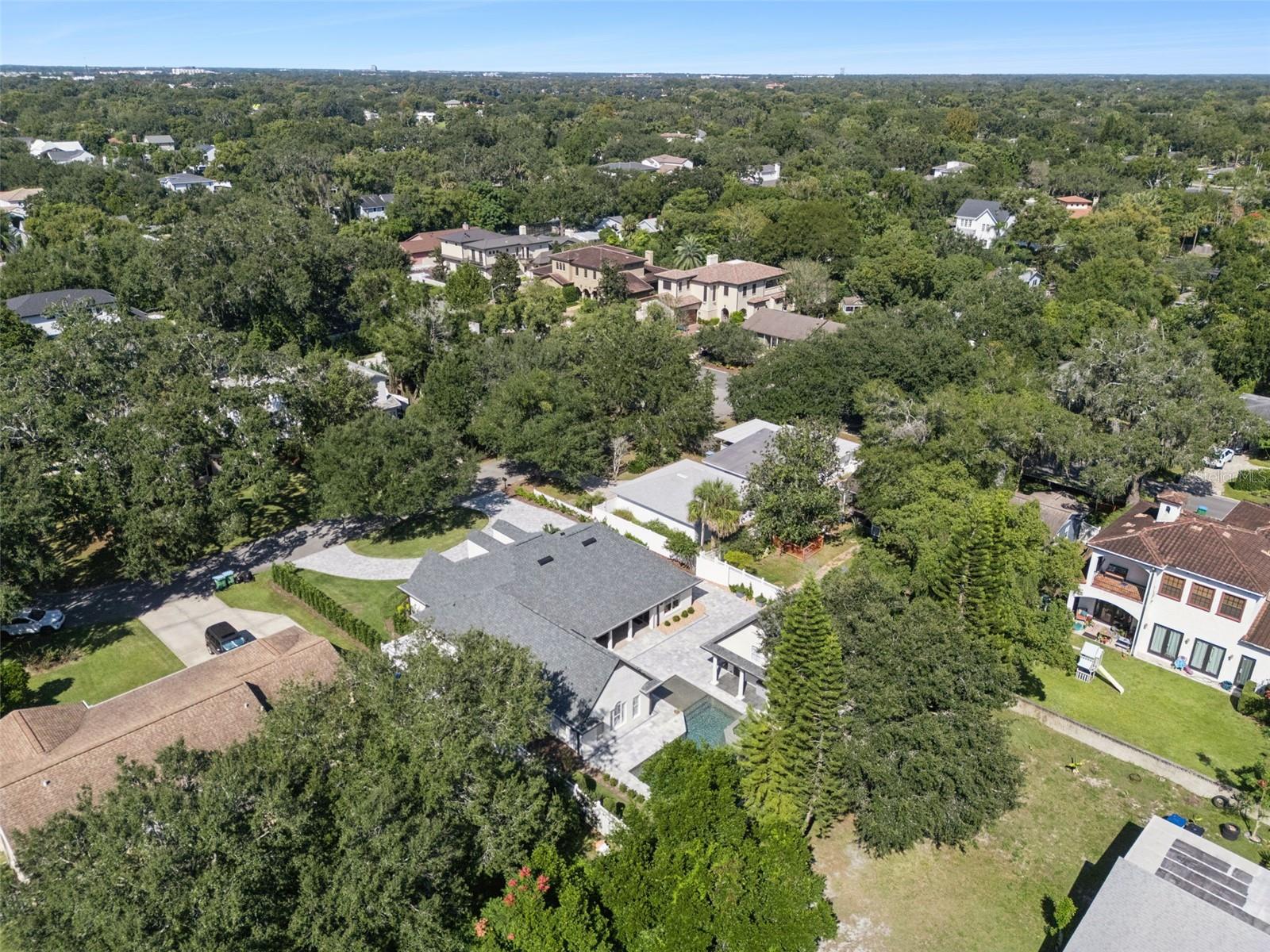 TANGERINE COURT - Residential