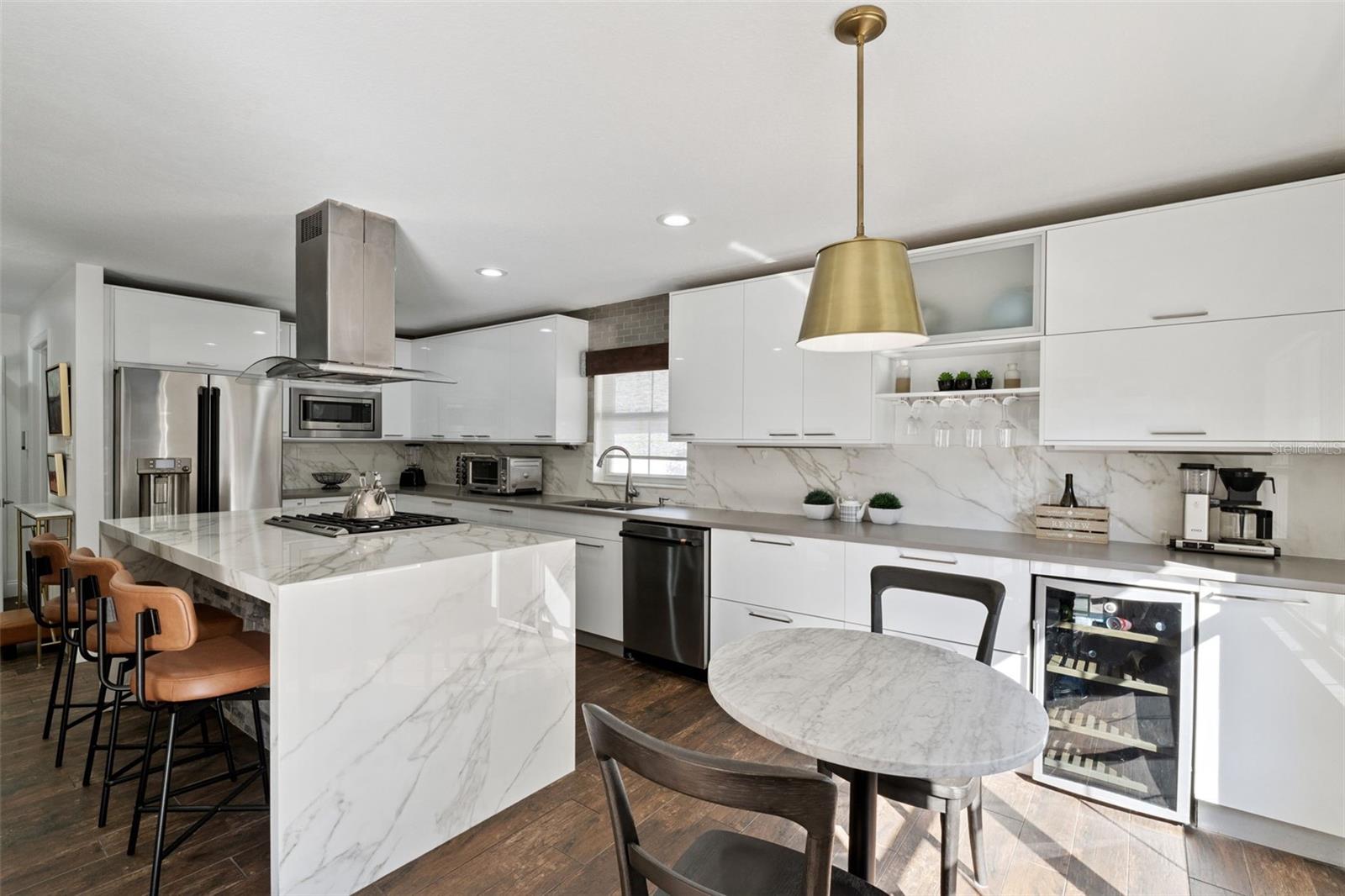 TANGERINE COURT - Residential