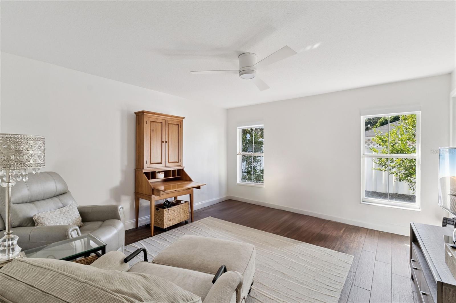 TANGERINE COURT - Residential