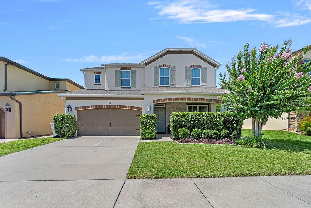 1210 WOODS LANDING DRIVE