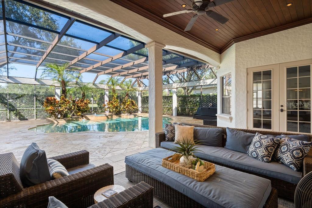 KEENES POINTE UNIT 3 - Residential