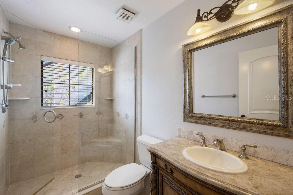 KEENES POINTE UNIT 3 - Residential