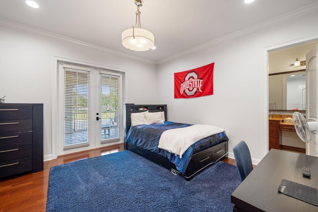 KEENES POINTE UNIT 3 - Residential