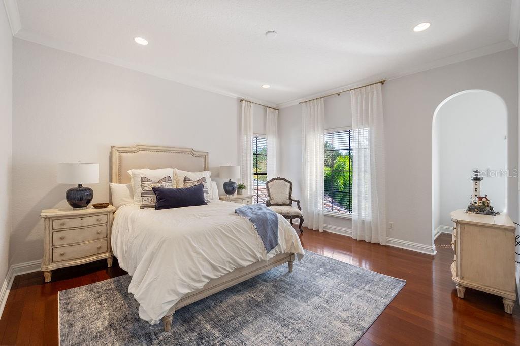 KEENES POINTE UNIT 3 - Residential