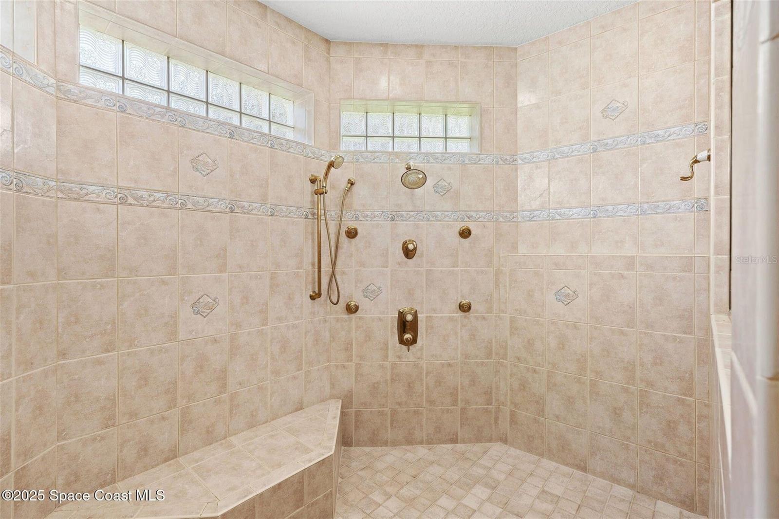 PLANTATION PH 01 - Residential