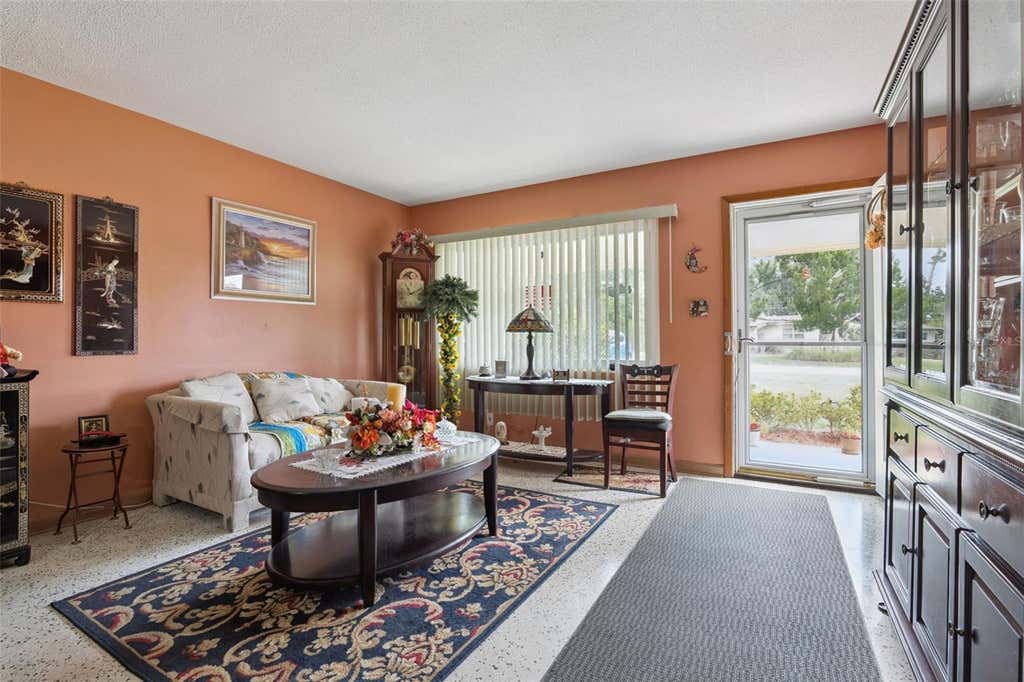 Photo of 6832 Oswego Drive, Mount Dora, FL 32757 (MLS # O6429279)