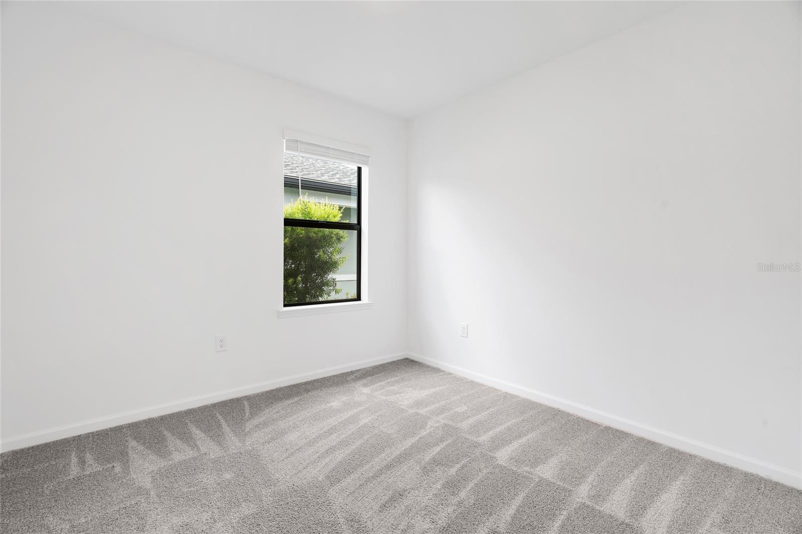 AVANTI/WATERSIDE - Residential Lease
