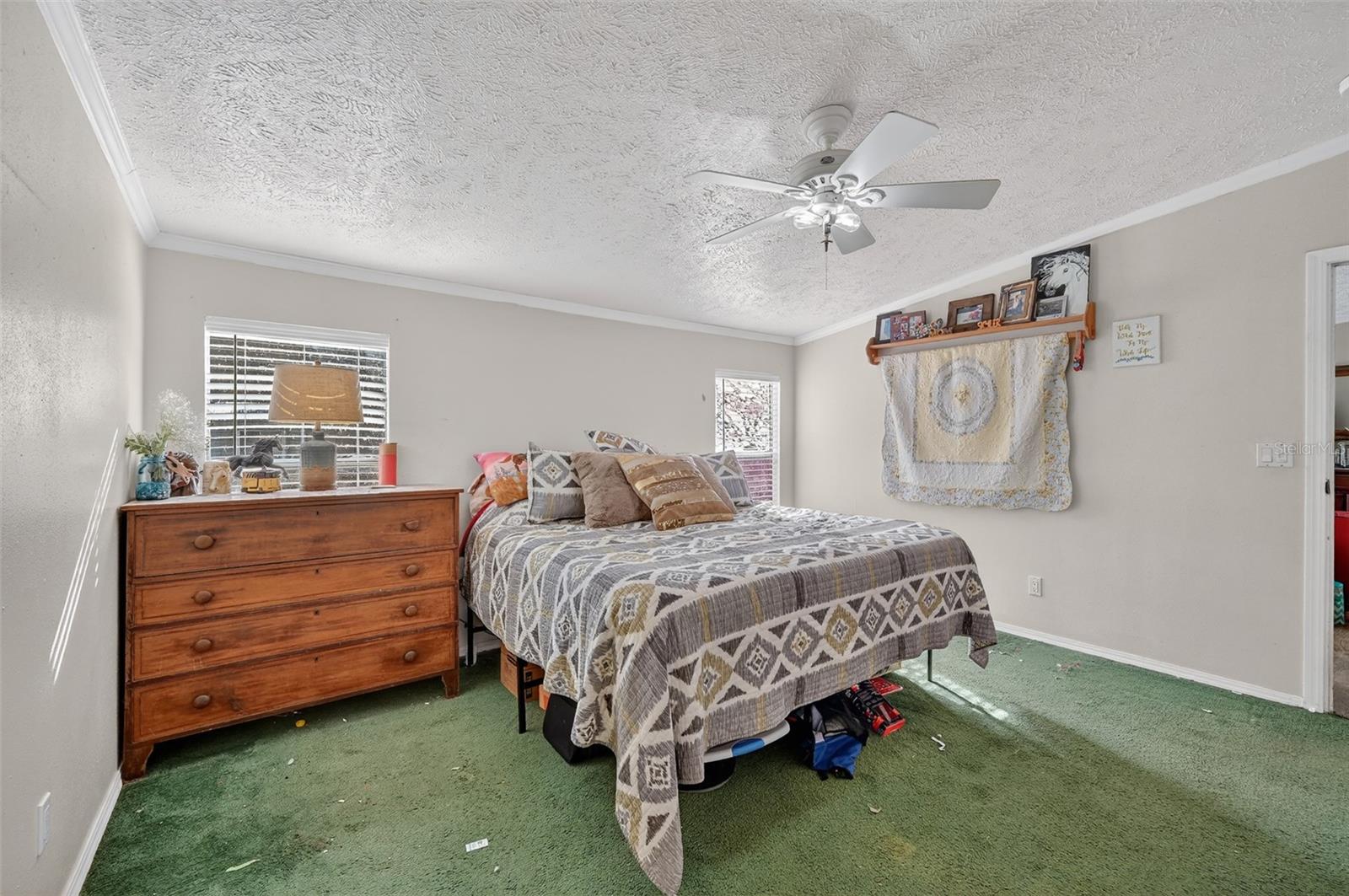 BORDERING OAKS - Residential