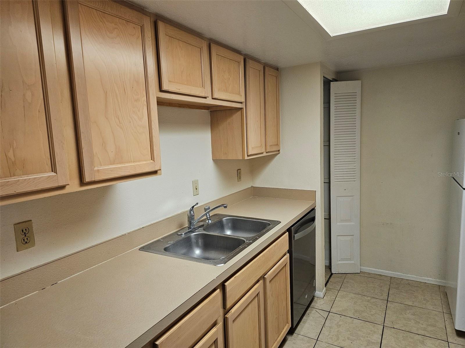 5400 26TH STREET W E80
