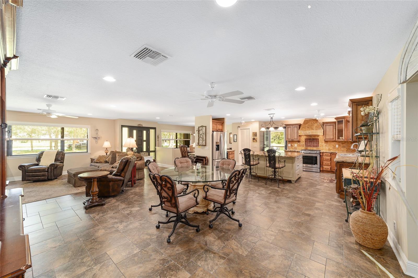 NON SUBDIVISION - Residential