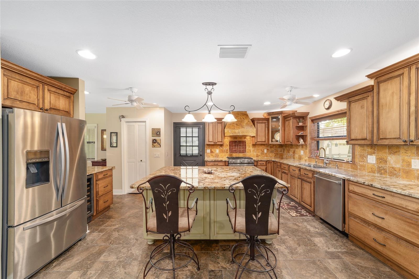 NON SUBDIVISION - Residential