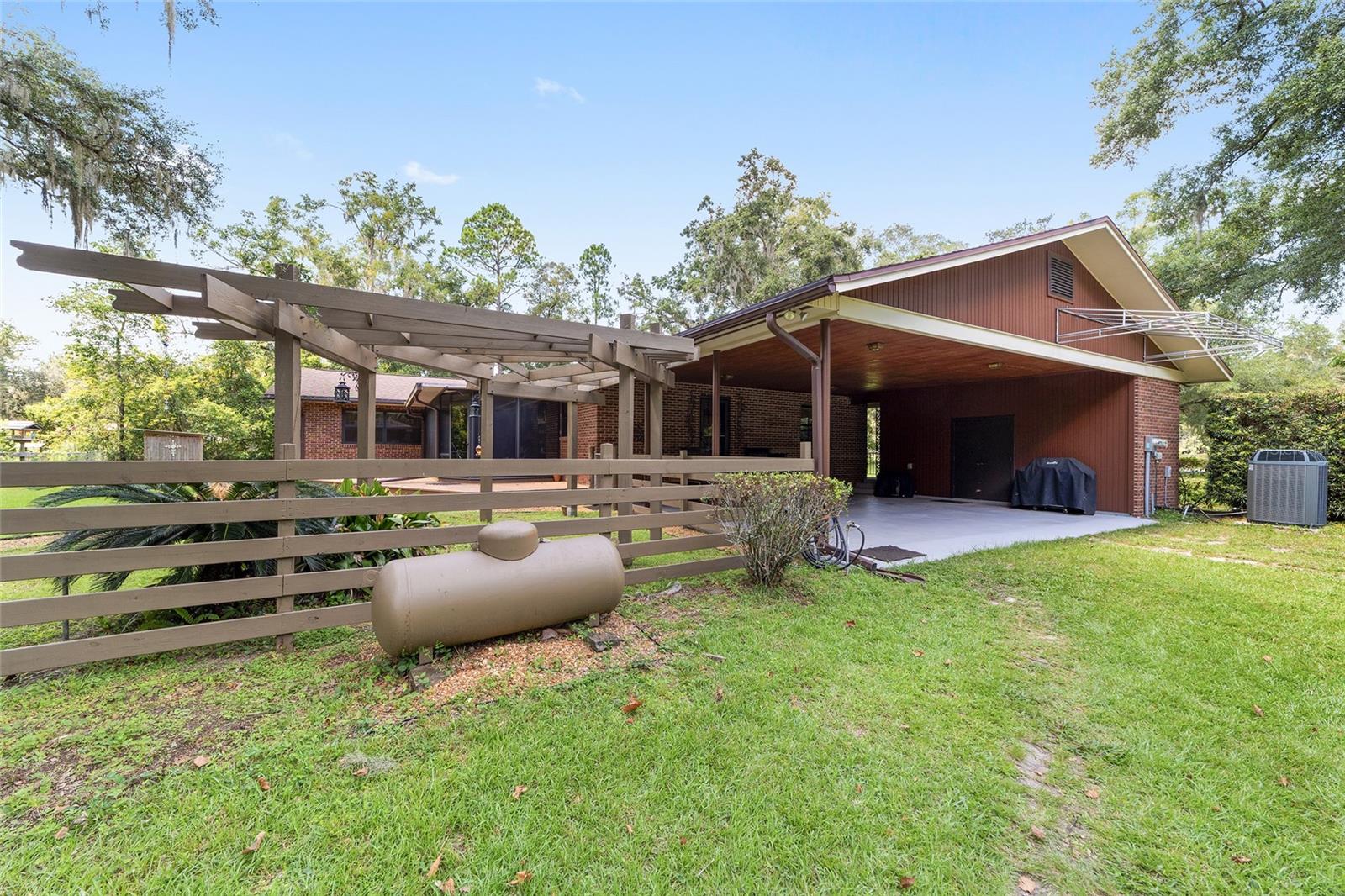 NON SUBDIVISION - Residential