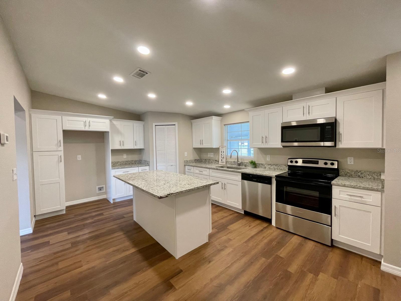 14025 ROYAL FERN WAY