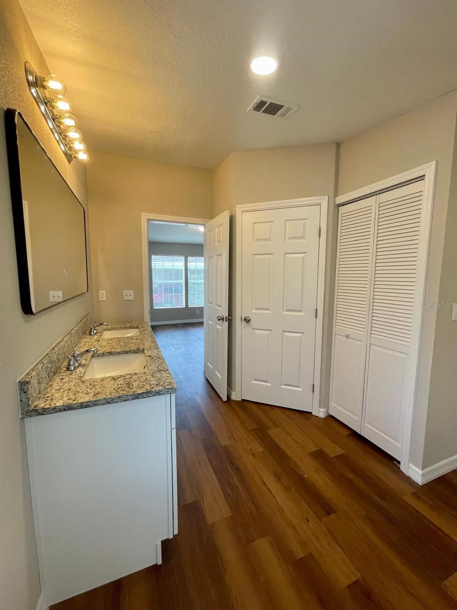 ASTATULA MEADOWS SUB - Residential