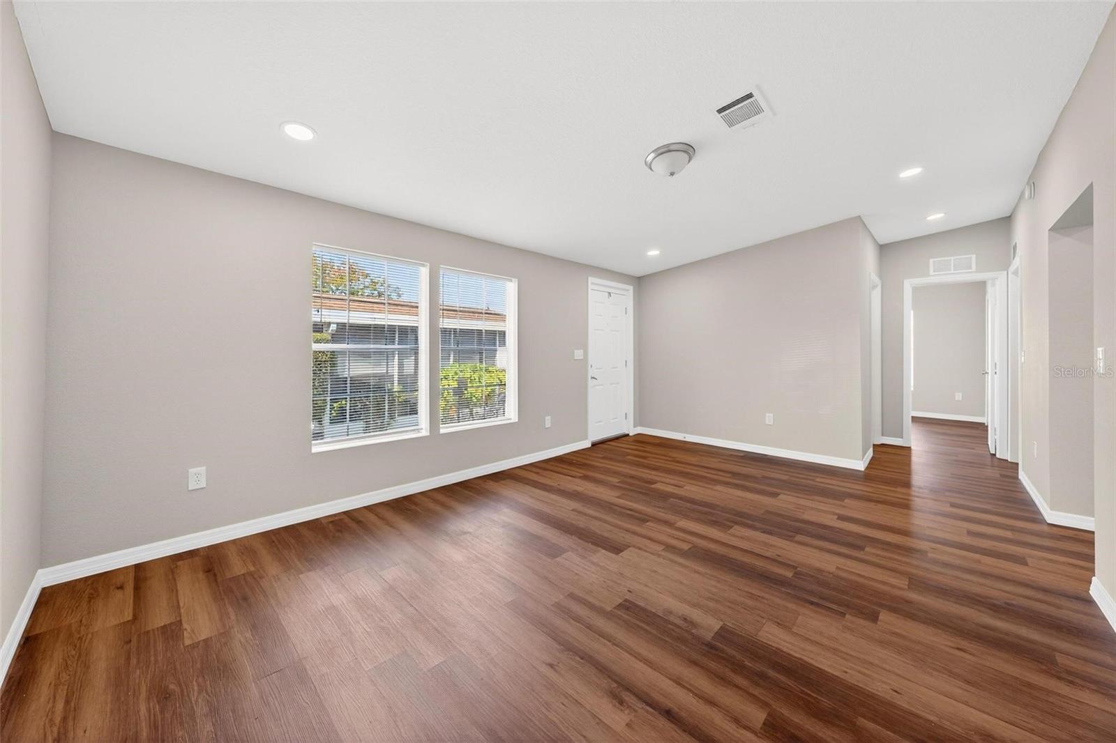 ASTATULA MEADOWS SUB - Residential