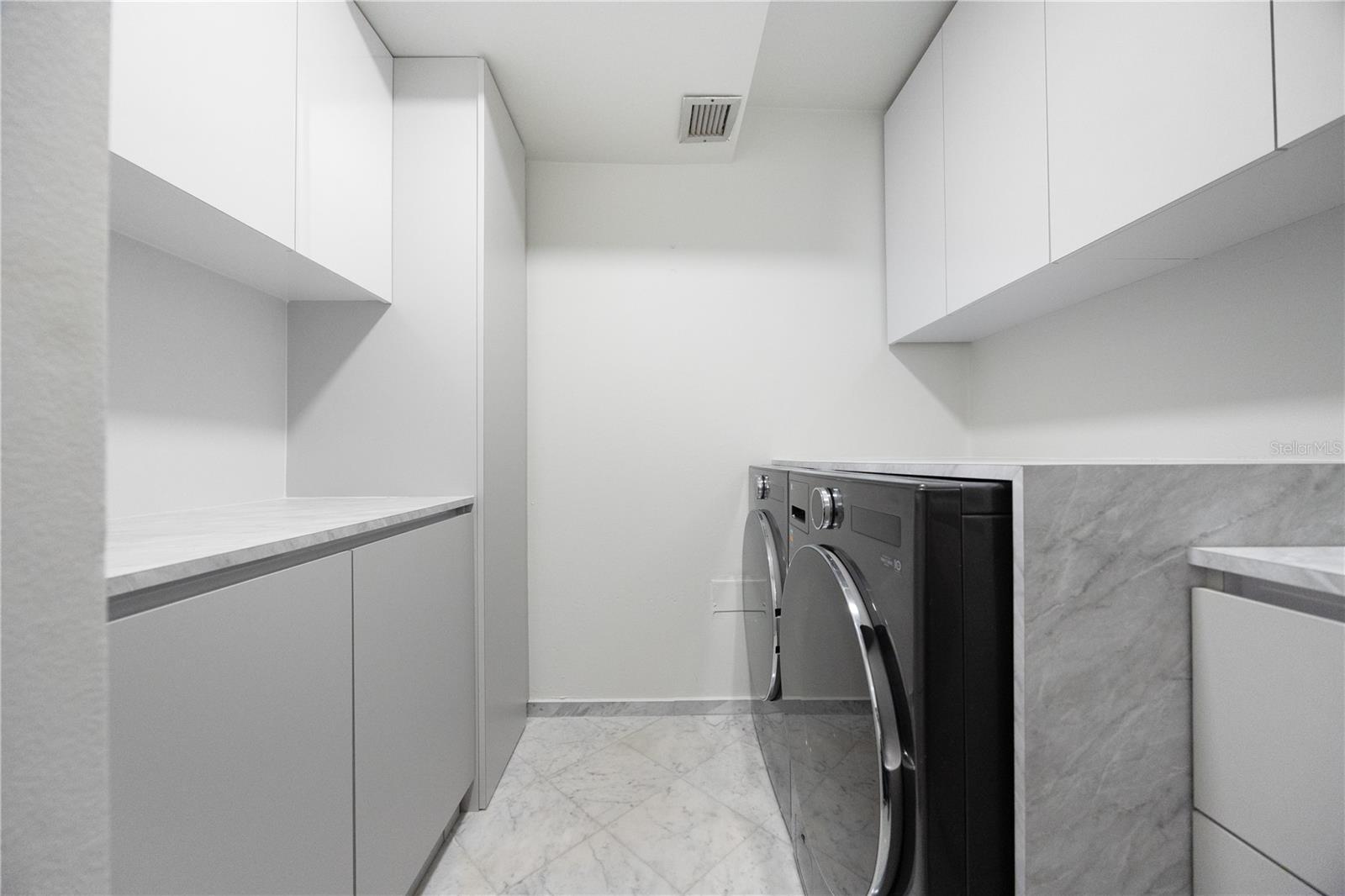 PLAZA ATLANTICO - Residential