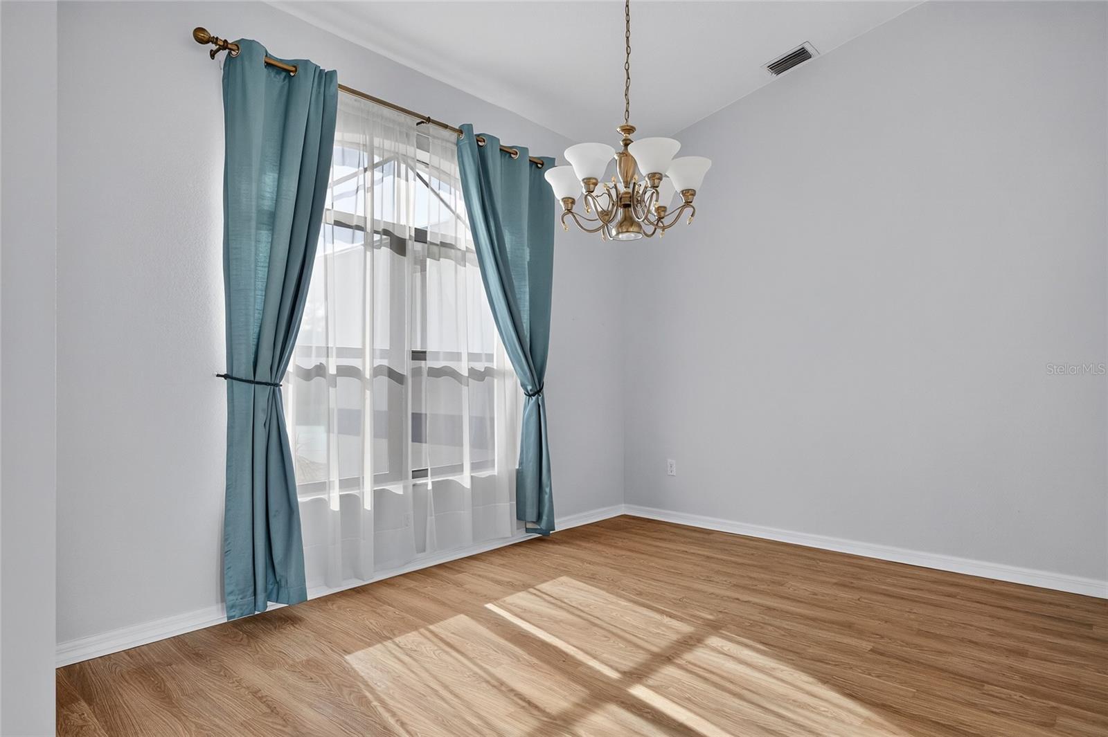 PRAIRIE CREEK PARK - Residential