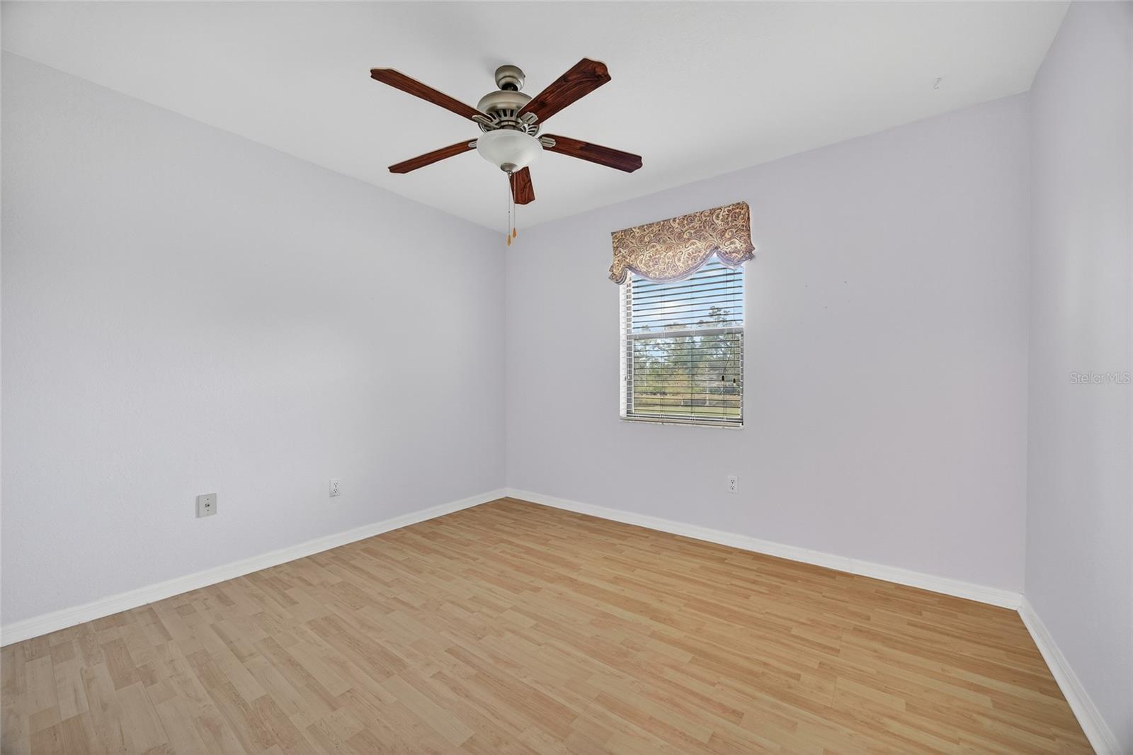 PRAIRIE CREEK PARK - Residential