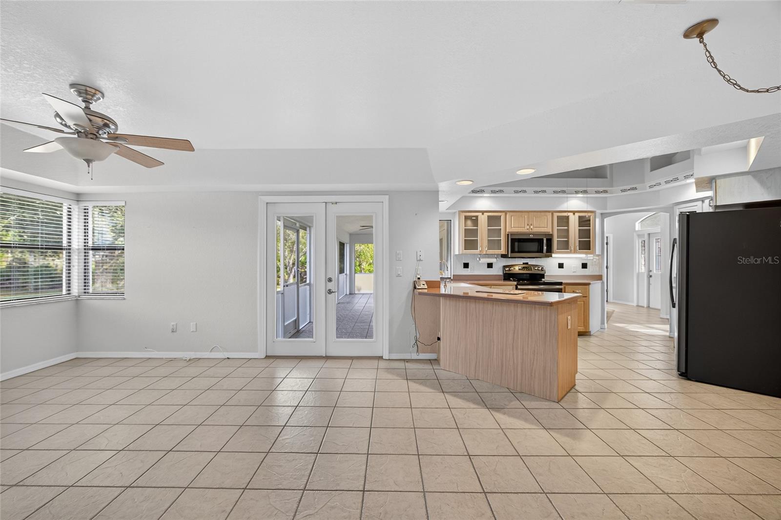 PRAIRIE CREEK PARK - Residential